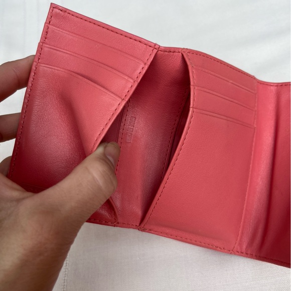 Vintage Coach Soho Wallet with Buckle in Pink Leather - Picture 9 of 15